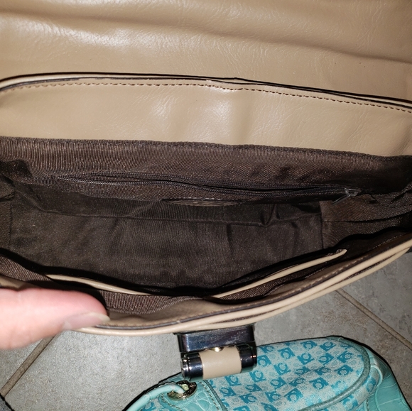 Etienne Signed handbag - Picture 5 of 10